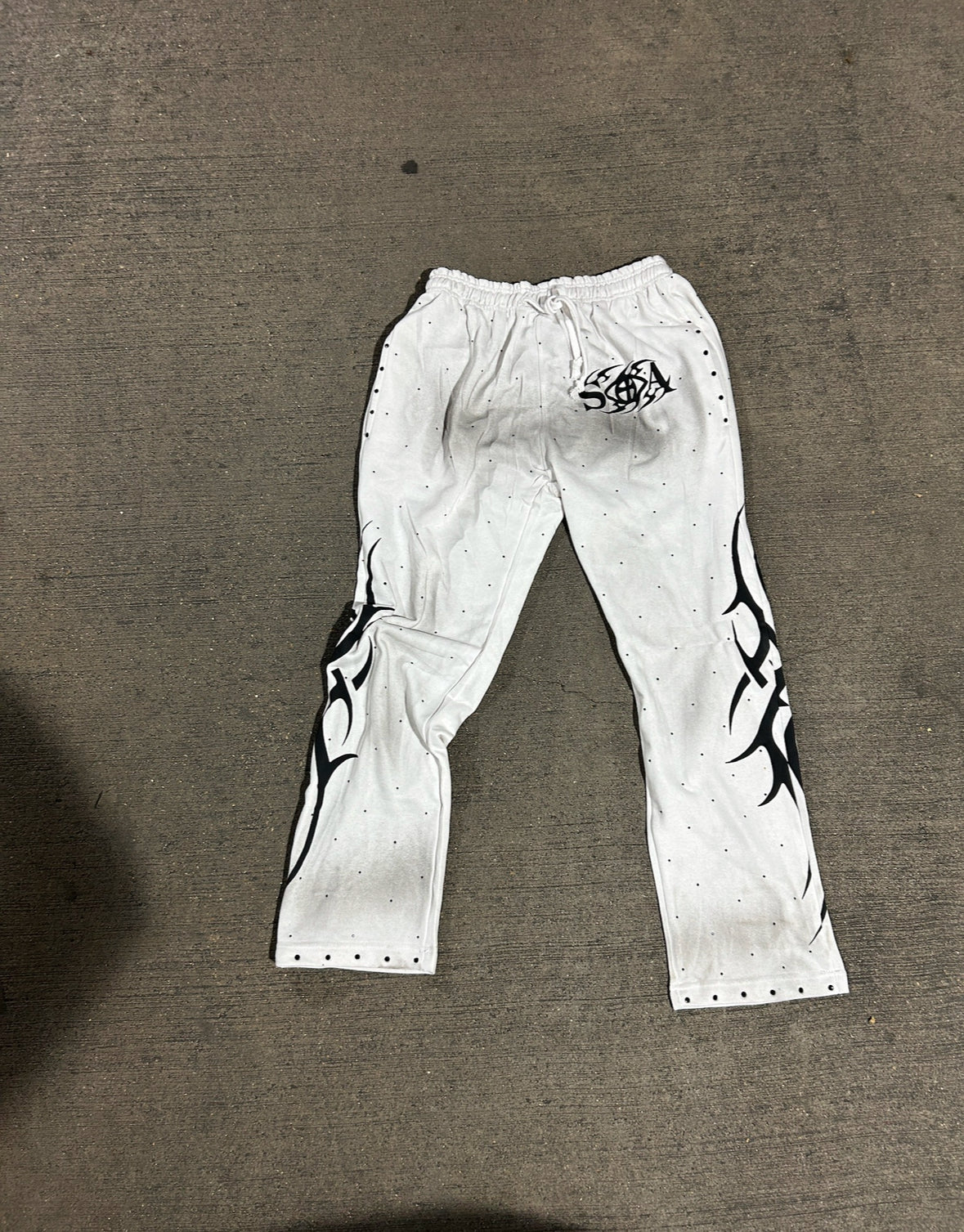 Secluded "Whiteout" Sweatpants