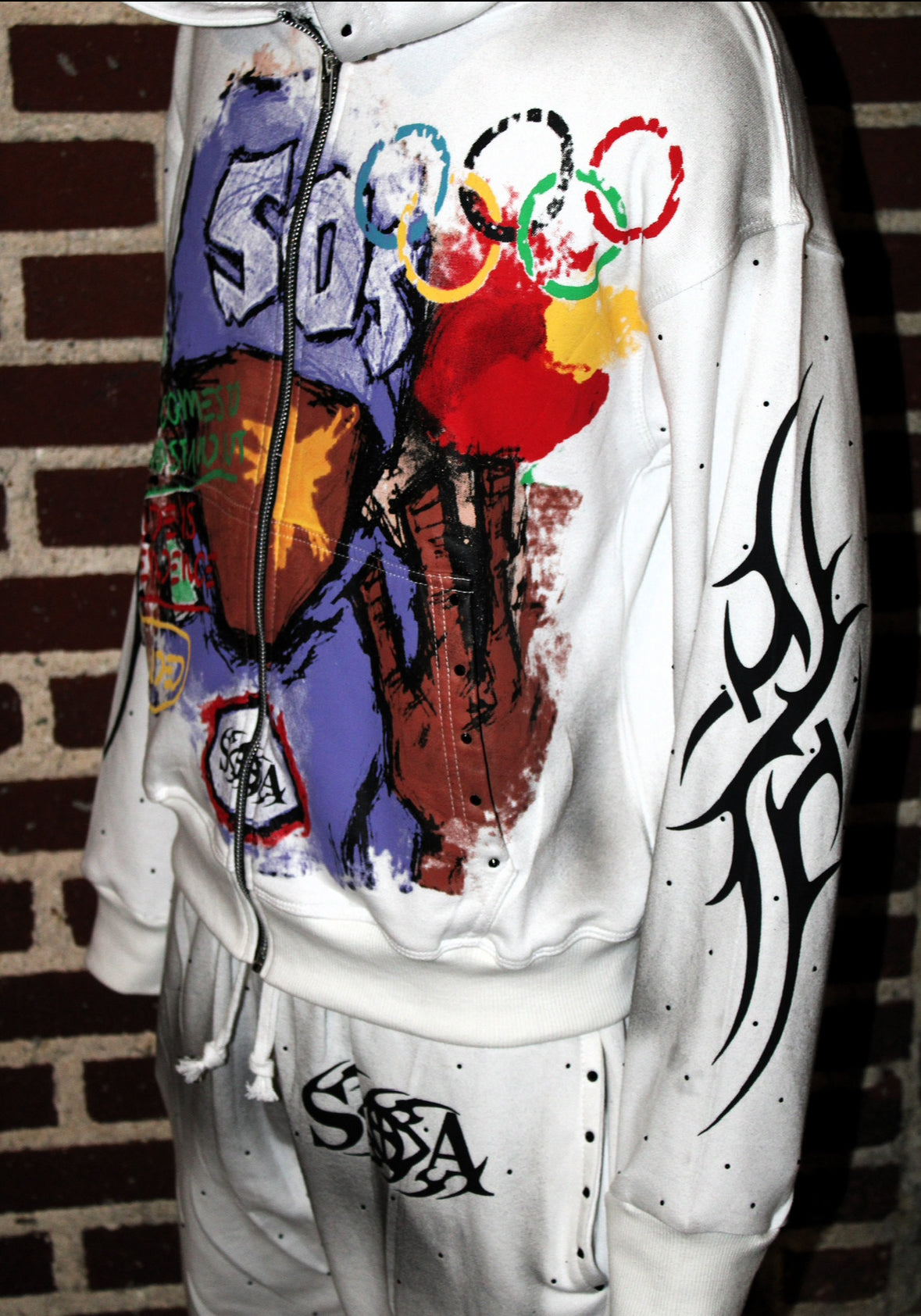 Secluded "Whiteout" zip-ups