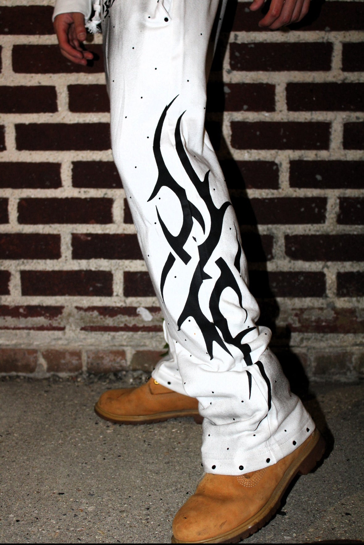 Secluded "Whiteout" Sweatpants